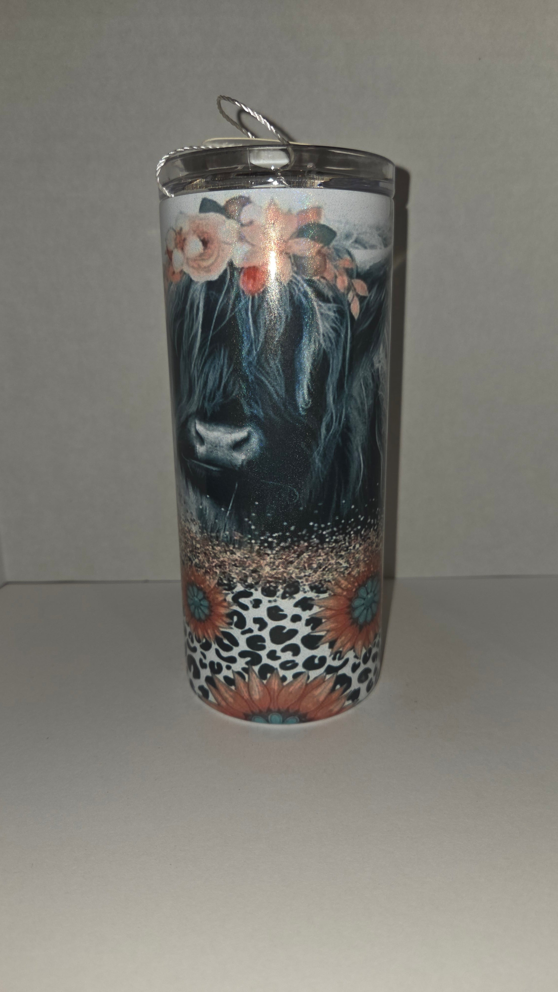 Highland cow (holographic)